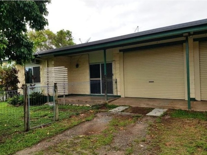 11 Nephrite Street, Woree QLD 4868