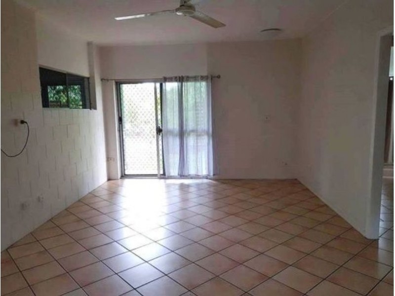 11 Nephrite Street, Woree QLD 4868