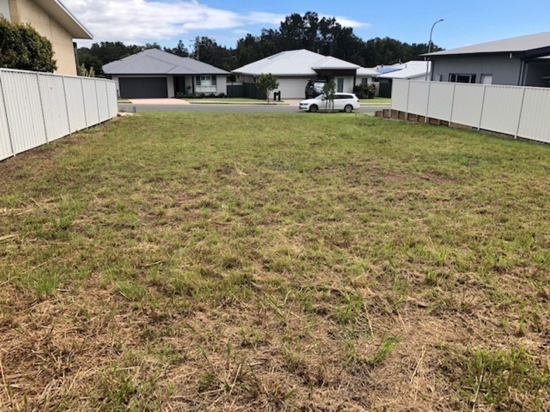 19 Summer Circuit Lake Cathie, Lake Cathie NSW 2445