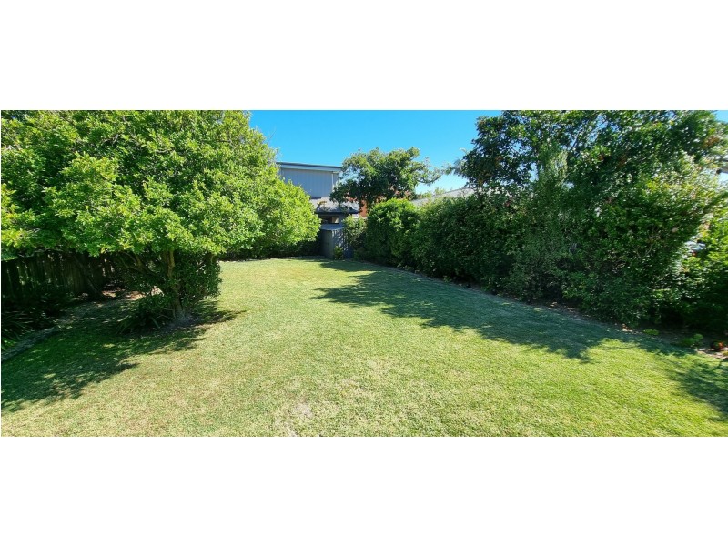 49 Pitt Road, North Curl Curl NSW 2099
