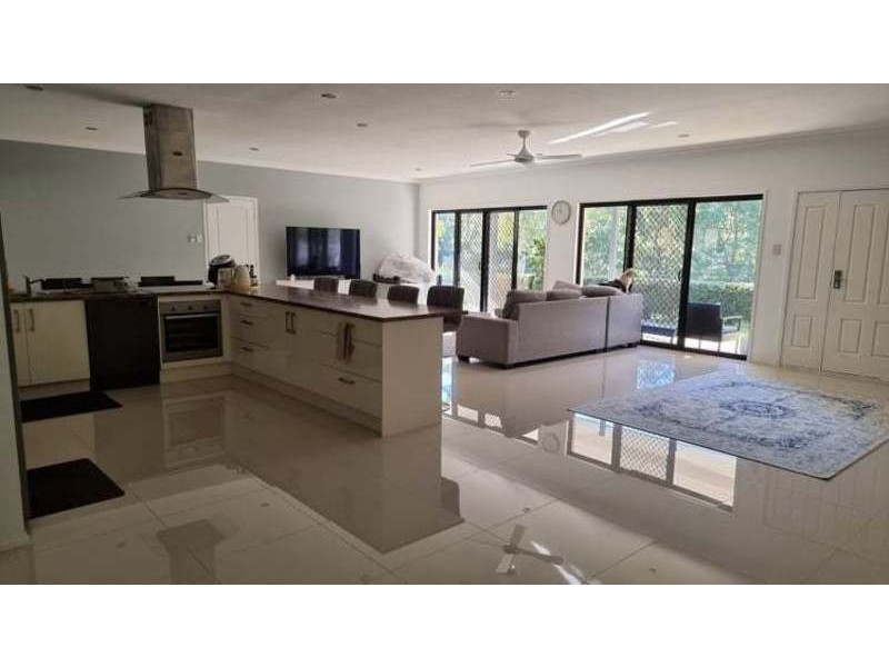 18 Kookaburra Drive, Gilston QLD 4211