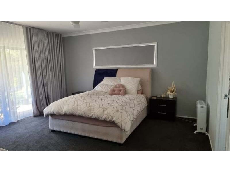 18 Kookaburra Drive, Gilston QLD 4211