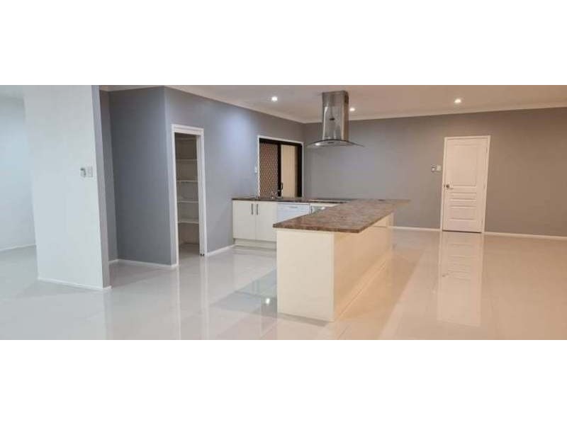 18 Kookaburra Drive, Gilston QLD 4211