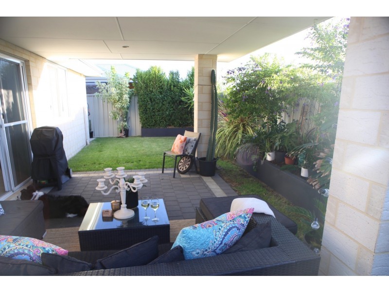 24 Binthalya Street, Golden Bay WA 6174