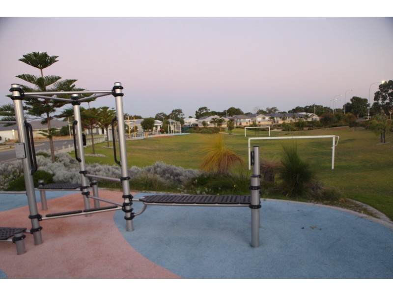 24 Binthalya Street, Golden Bay WA 6174