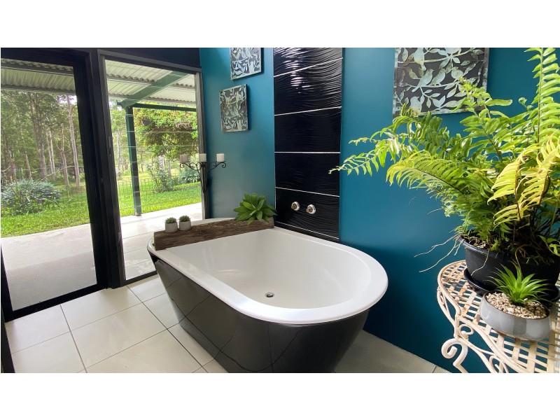 44 Old Pipers Creek Road, Dondingalong NSW 2440