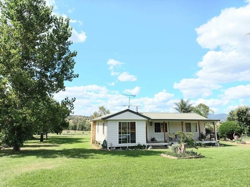 70 yarrol road, Kootingal NSW 2352