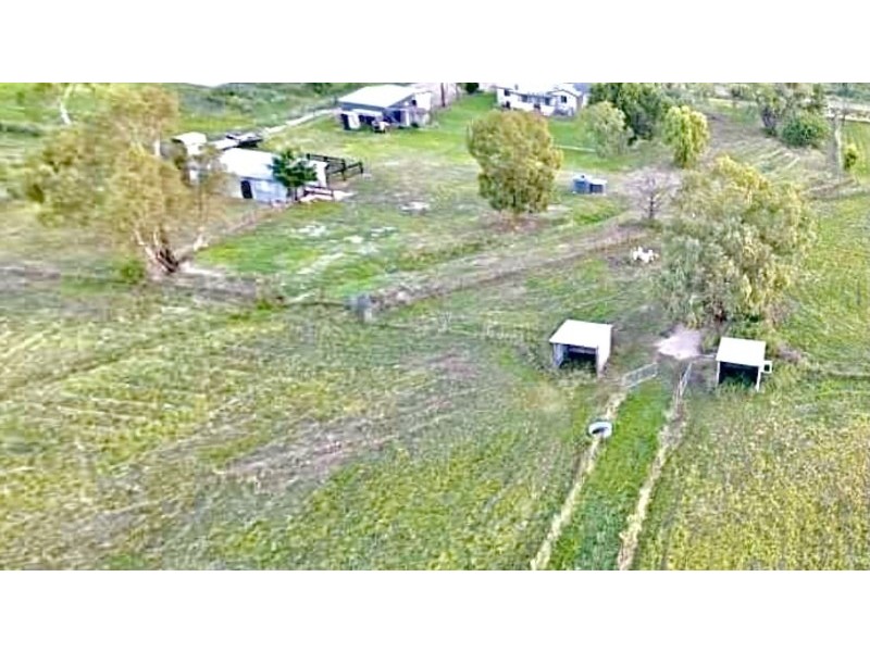 70 yarrol road, Kootingal NSW 2352