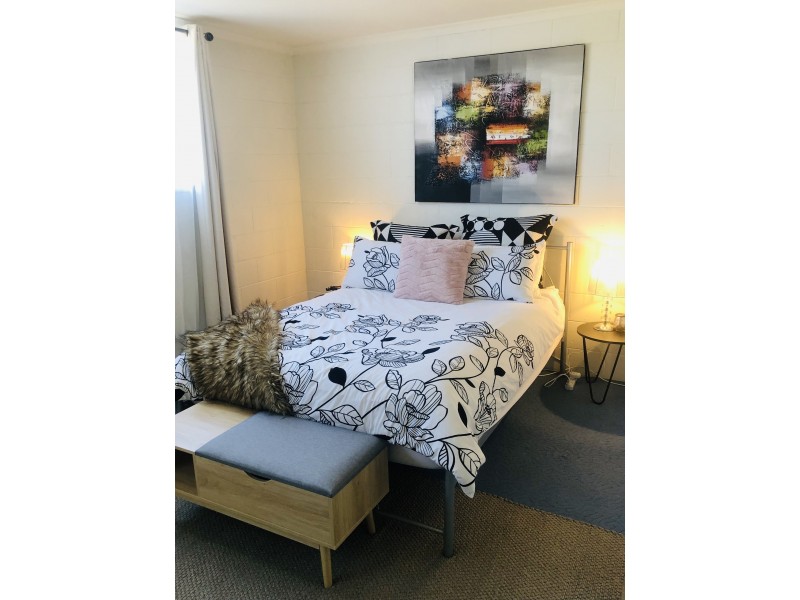 23 Elizabeth St, Somerset TAS 7322