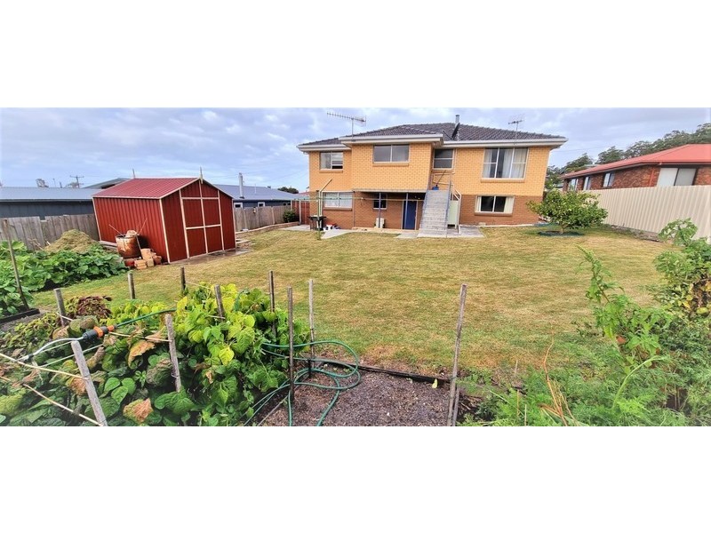 23 Elizabeth St, Somerset TAS 7322