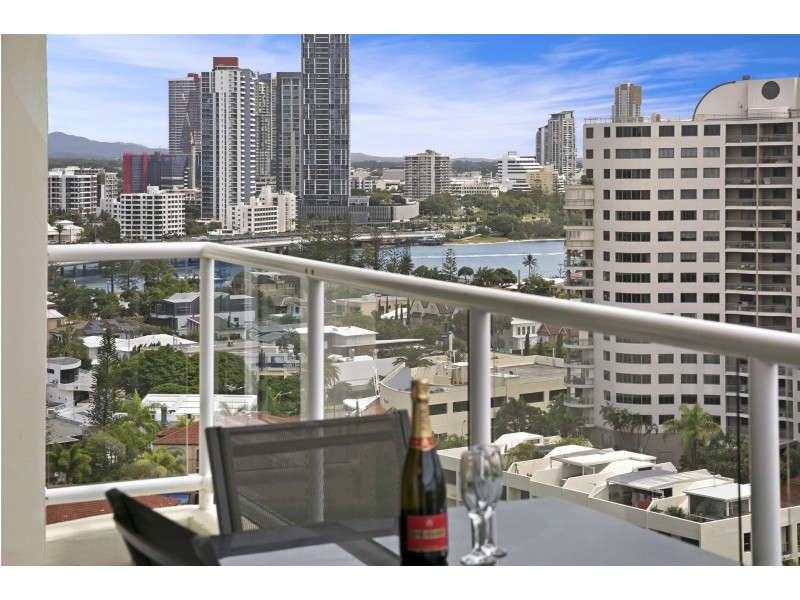 15-21 Breaker Street, Main Beach QLD 4217