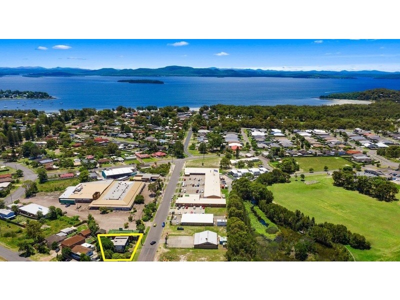 Unit 2/58 President Wilson Walk, Tanilba Bay NSW 2319
