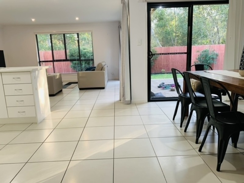 20 Rushcutters Court, Sandstone Point QLD 4511
