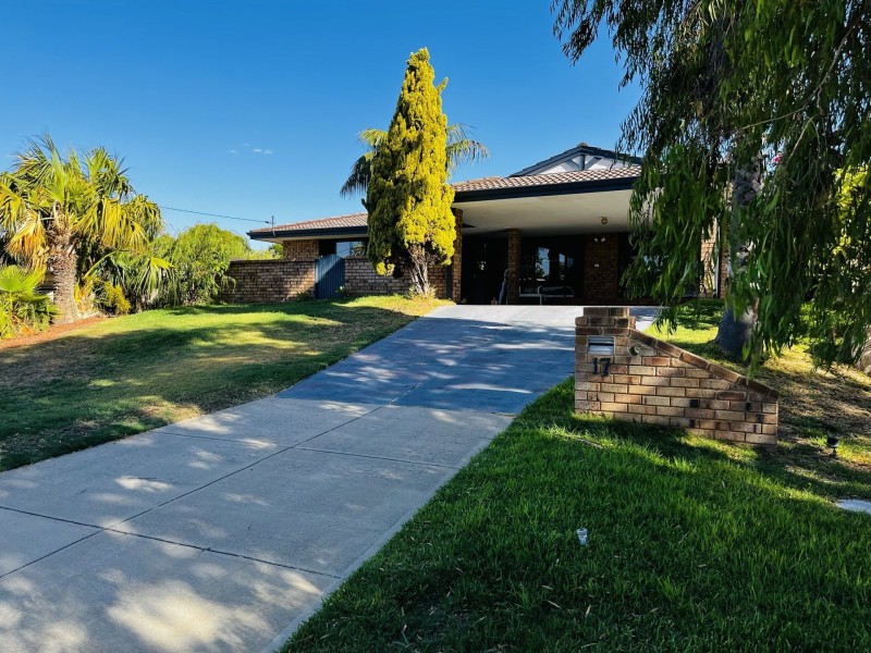 17 Welch Way, Warnbro WA 6169
