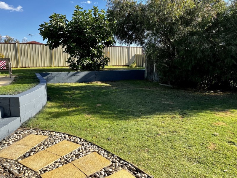 17 Welch Way, Warnbro WA 6169