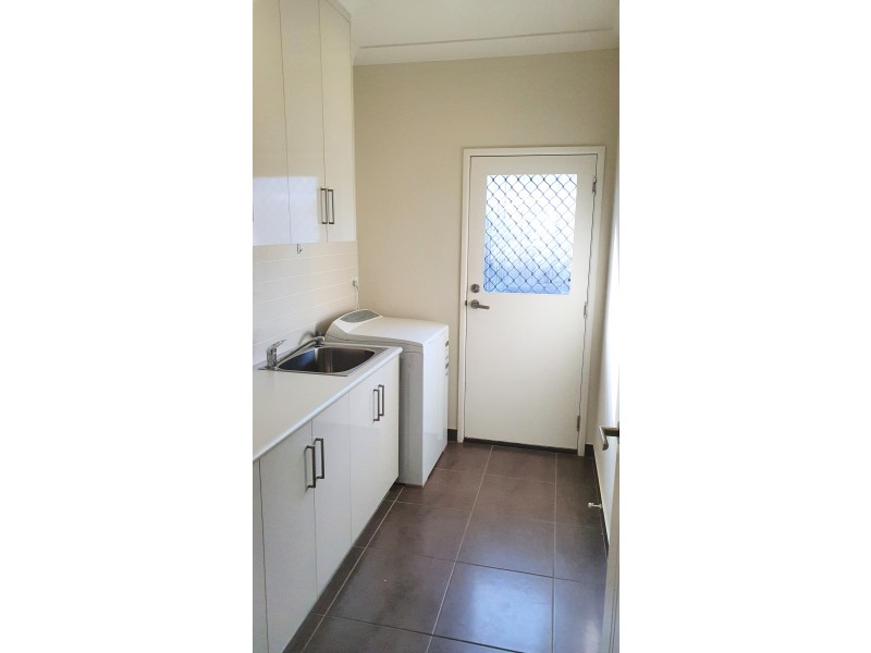 28 Bjelke Circuit, Rural View QLD 4740