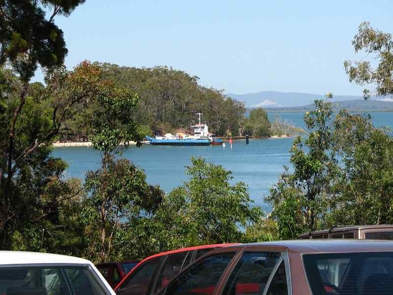 11 Camena Street, Macleay Island QLD 4184