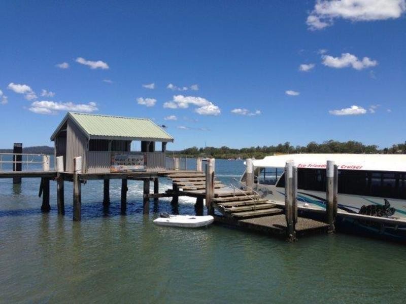 11 Camena Street, Macleay Island QLD 4184