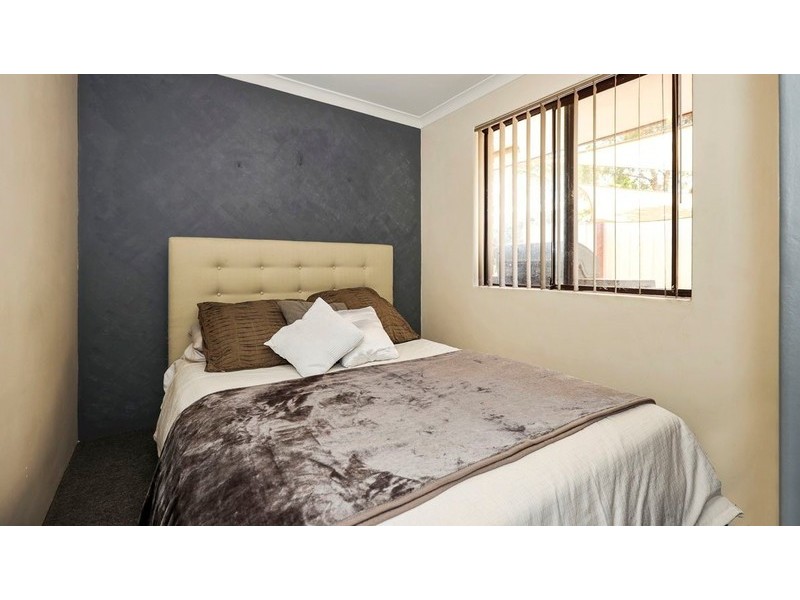 44 Balfour Rd, Swan View WA 6056