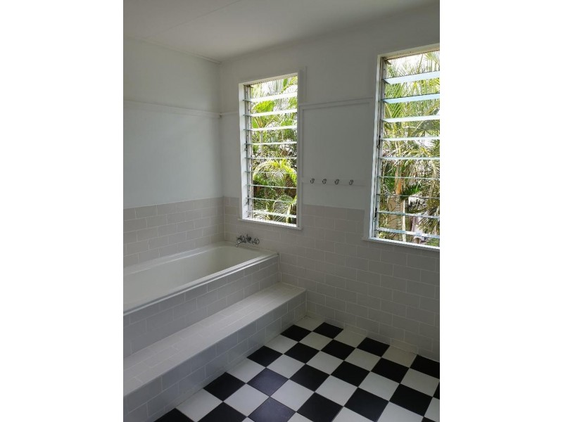 30 Beatrice Street, Aitkenvale QLD 4814