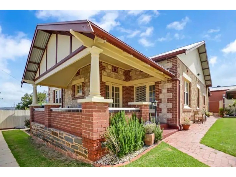 21 Hindmarsh Road, Mccracken SA 5211