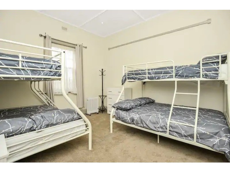 21 Hindmarsh Road, Mccracken SA 5211