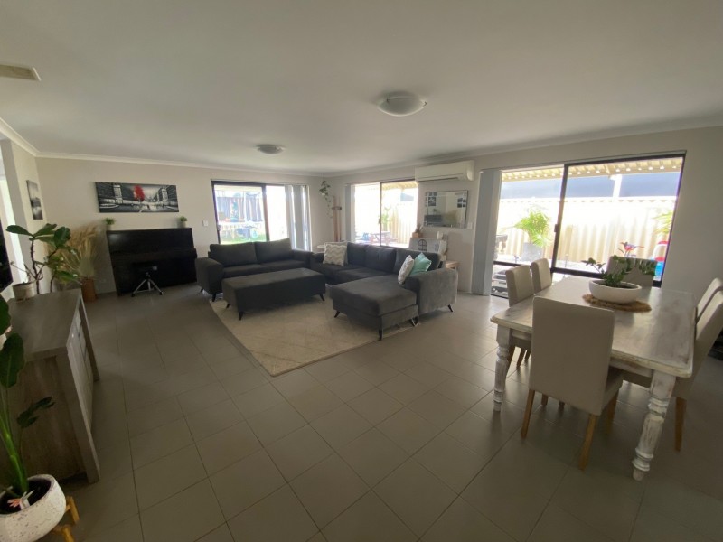 13 Neslite Road, Dalyellup WA 6230