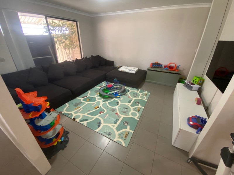 13 Neslite Road, Dalyellup WA 6230