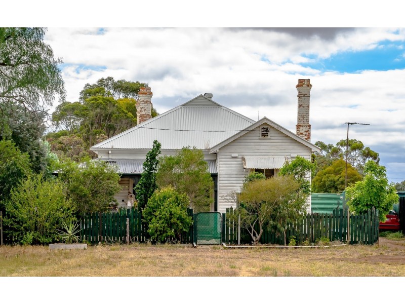2 Brookong St, Lockhart NSW 2656