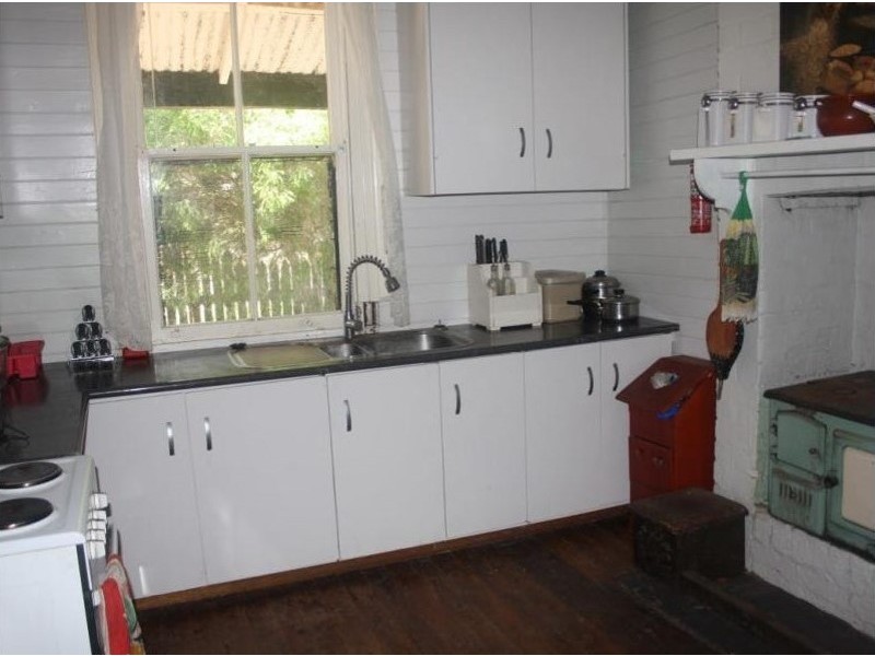 2 Brookong St, Lockhart NSW 2656