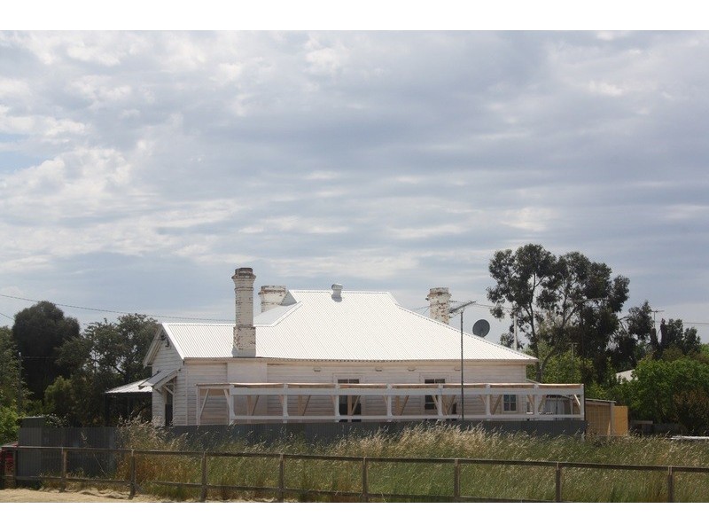 2 Brookong St, Lockhart NSW 2656