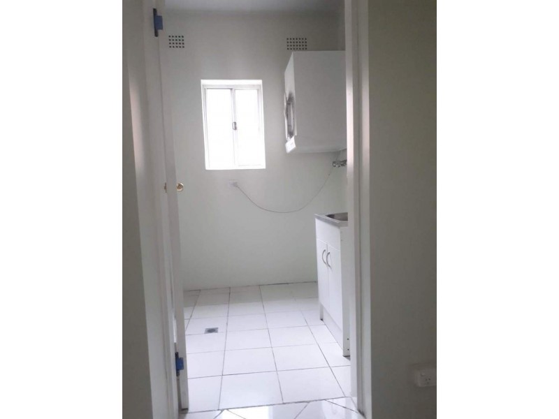 15 Ralph Street, Westmead NSW 2145