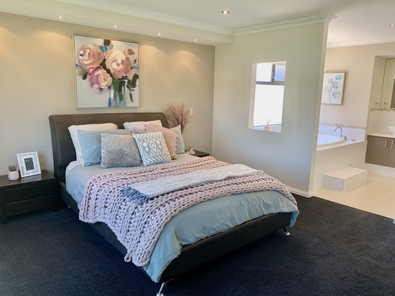 24 Pleasant Avenue, Piara Waters WA 6112