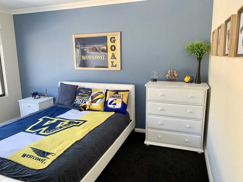24 Pleasant Avenue, Piara Waters WA 6112
