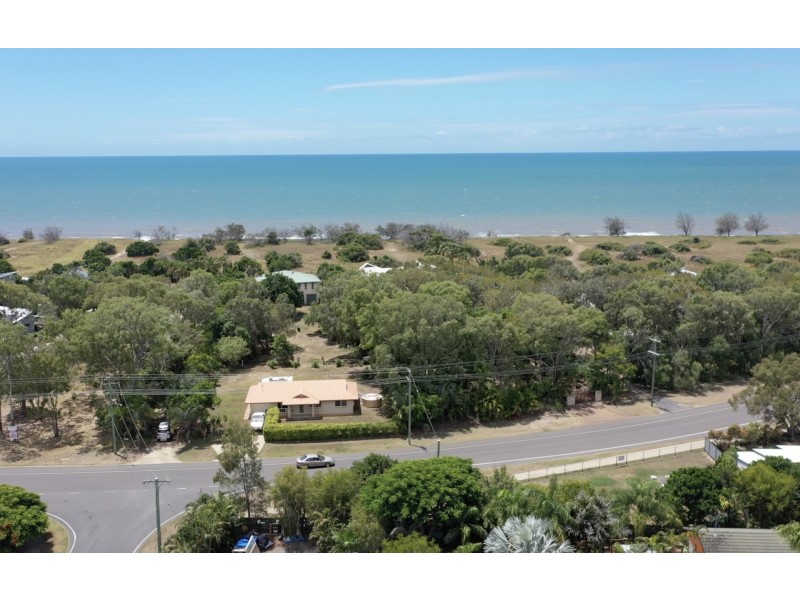 128 Sylvan drive, Moore Park Beach QLD 4670