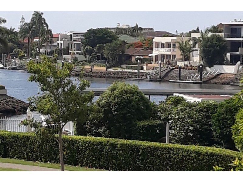 35 Watson Esplanade, Surfers Paradise QLD 4217