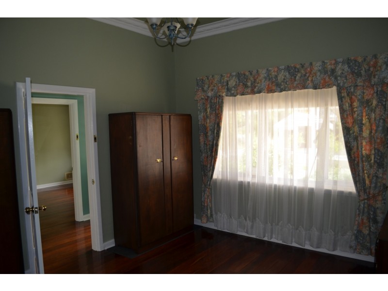 32 Hickory Street, South Fremantle WA 6162