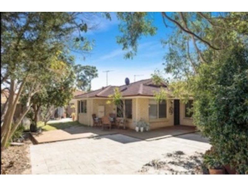98B Hale RD, Wembley Downs WA 6019