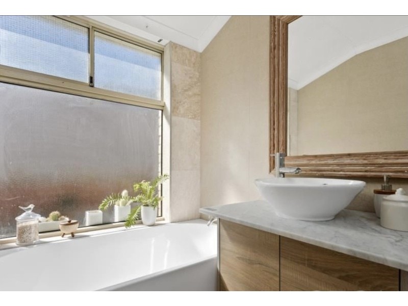 98B Hale RD, Wembley Downs WA 6019