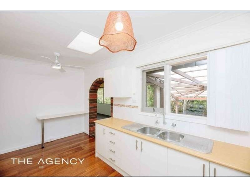 20 Roche Road, Duncraig WA 6023