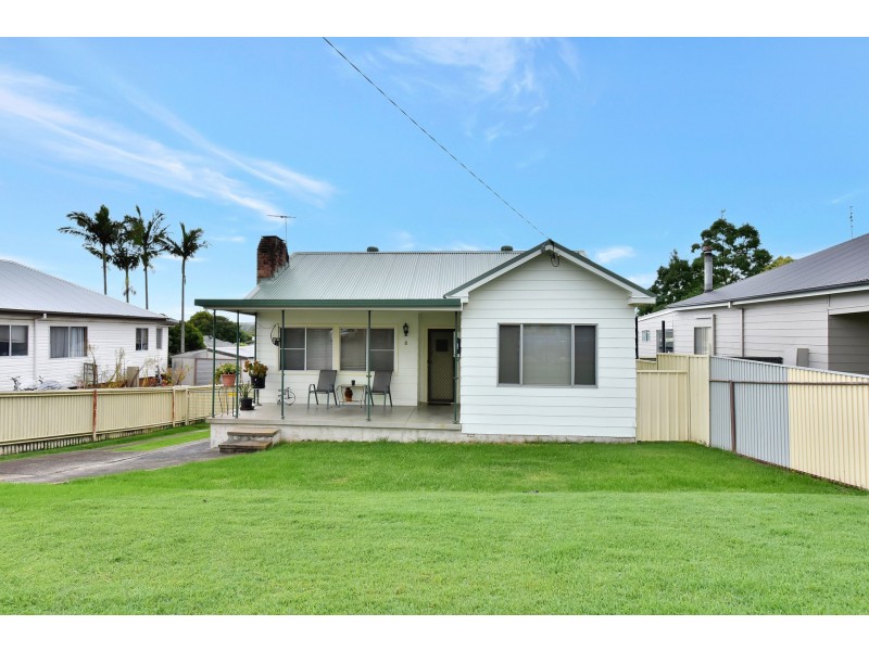 8 nott st, Edgeworth NSW 2285