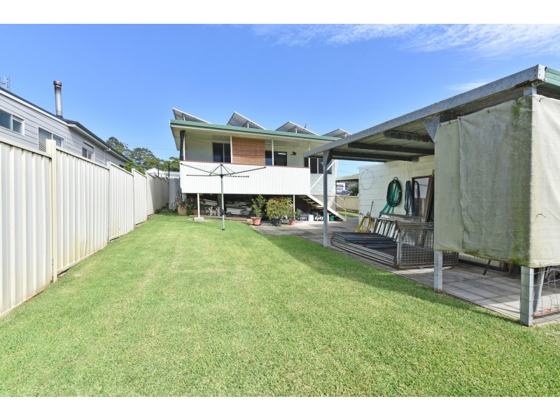 8 nott st, Edgeworth NSW 2285