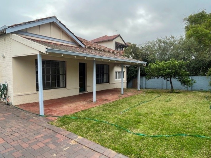 37 Elizabeth Street, Cottesloe WA 6011