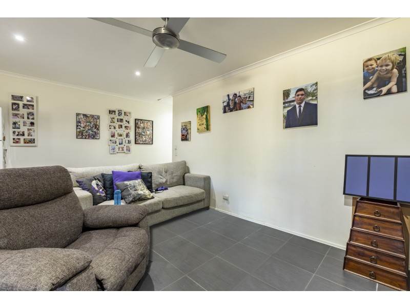 1/49 Morinda Way, Labrador QLD 4215