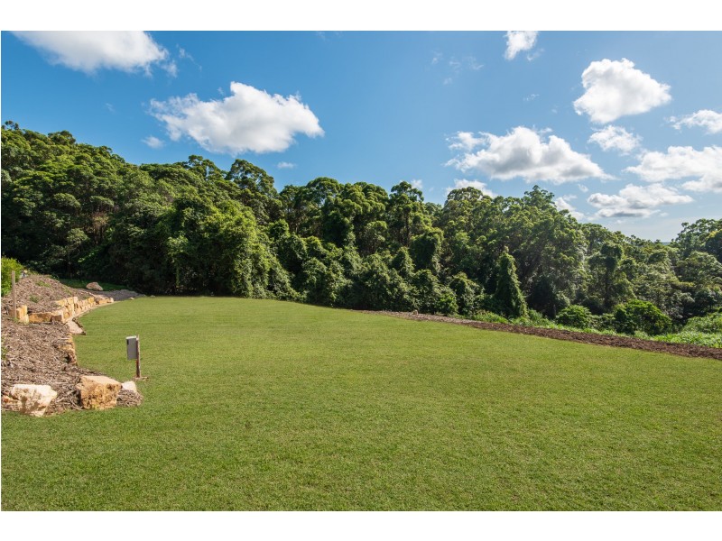 10 Akania Place, Valdora QLD 4561