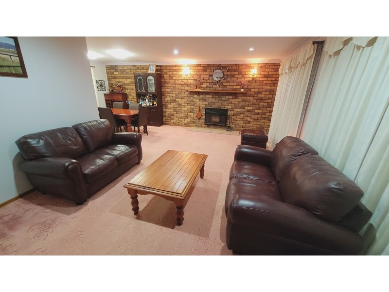 24 Allawah St, South Tamworth NSW 2340