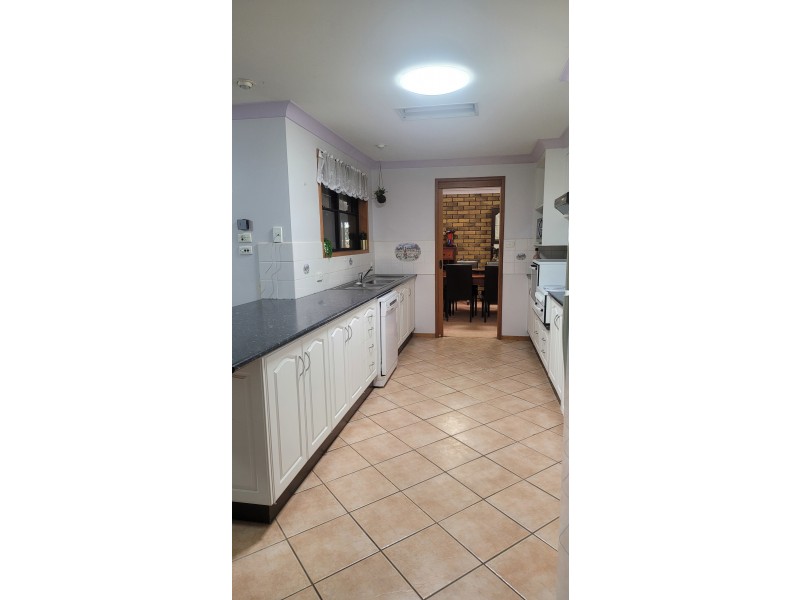 24 Allawah St, South Tamworth NSW 2340
