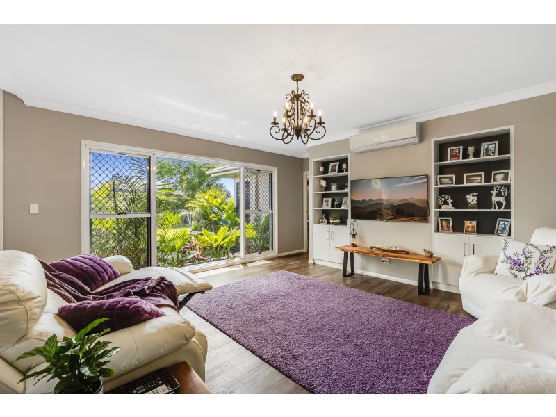 23 Neiwand St, Kearneys Spring QLD 4350