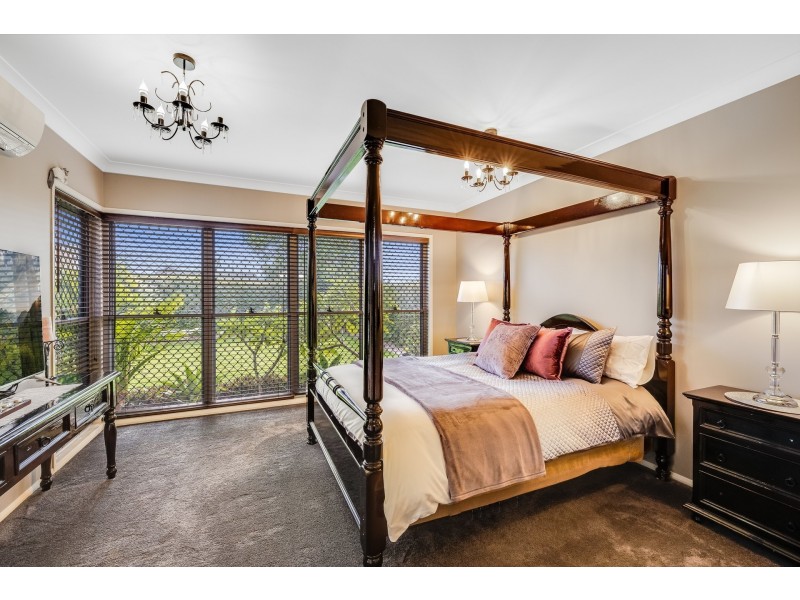 23 Neiwand St, Kearneys Spring QLD 4350