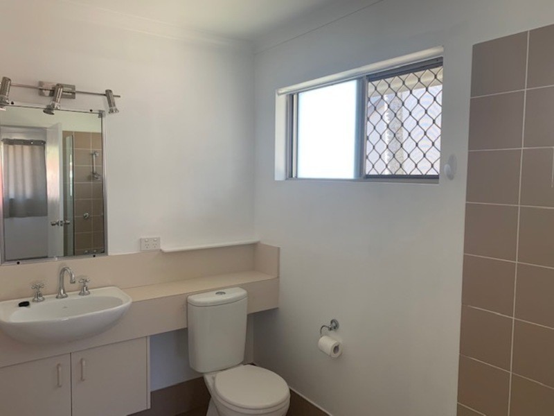 13/24 Lake Weyba Drive, Noosaville QLD 4566